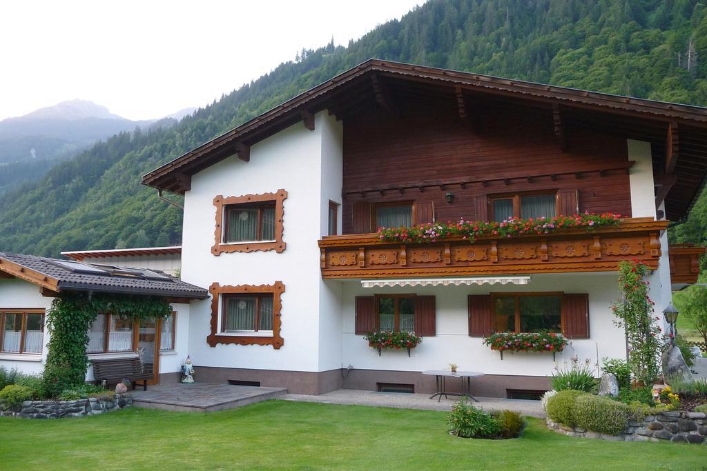 Haus Maella Apartment Санкт Галенкирх Екстериор снимка